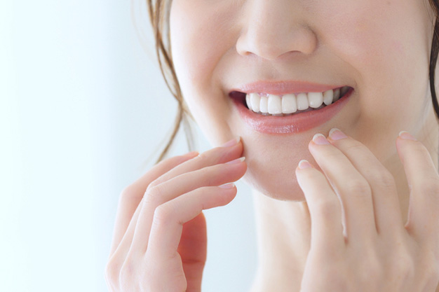 5 mentiras sobre el blanqueamiento dental